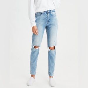 American Eagle Mom Jean